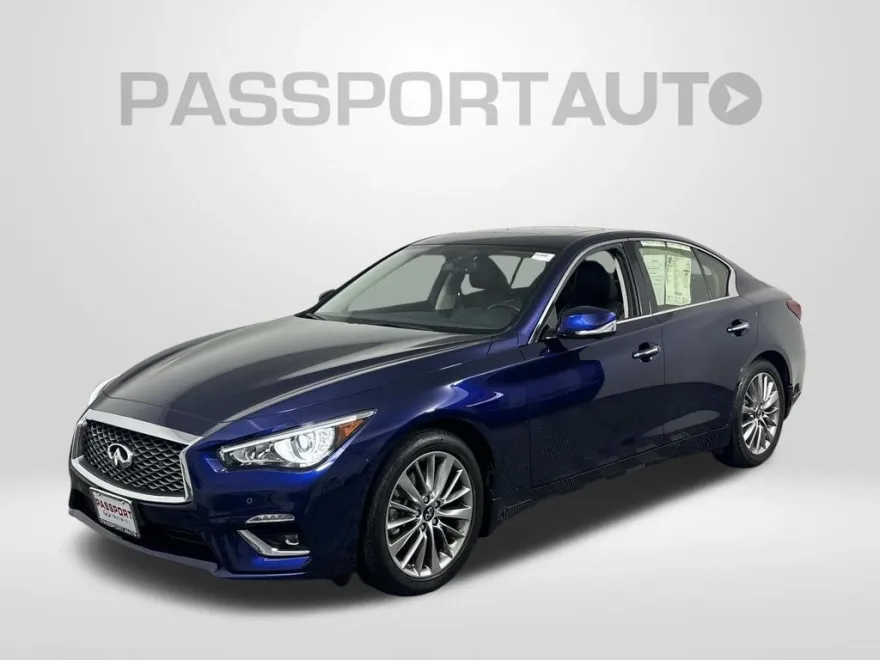 2023 Infiniti Q50 LUXE photo 1