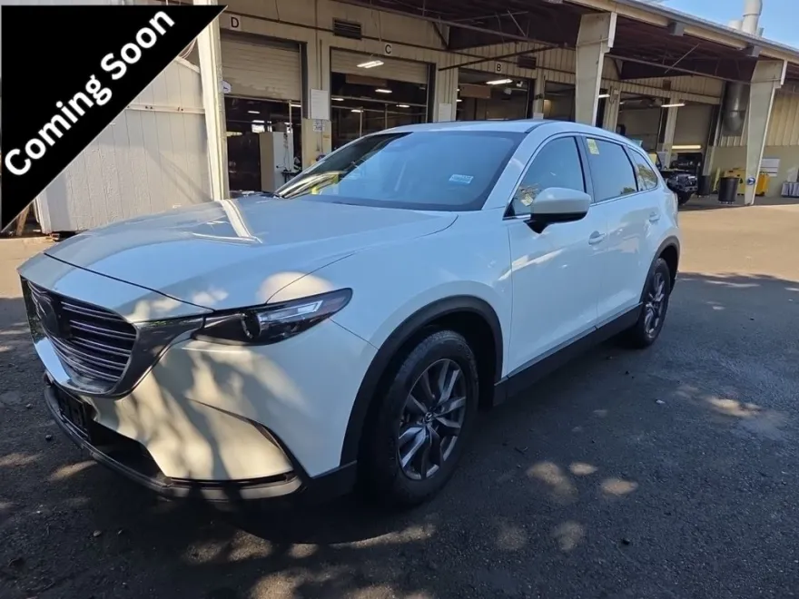 2023 Mazda CX-9 Touring photo 1