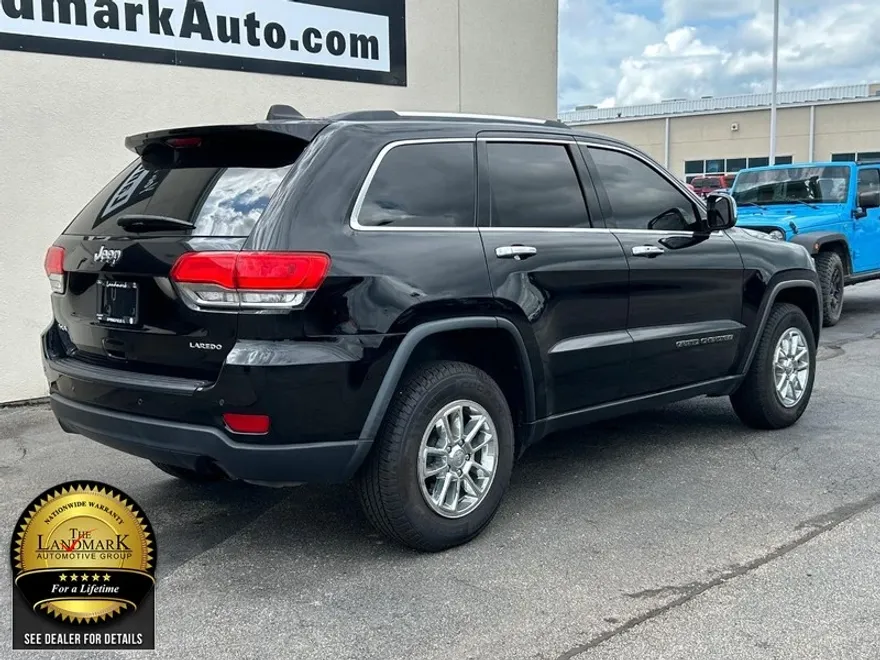 2018 Jeep Grand Cherokee Laredo E photo 1