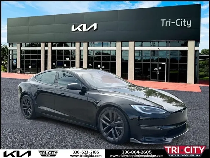 2021 Tesla Model S Plaid photo 1