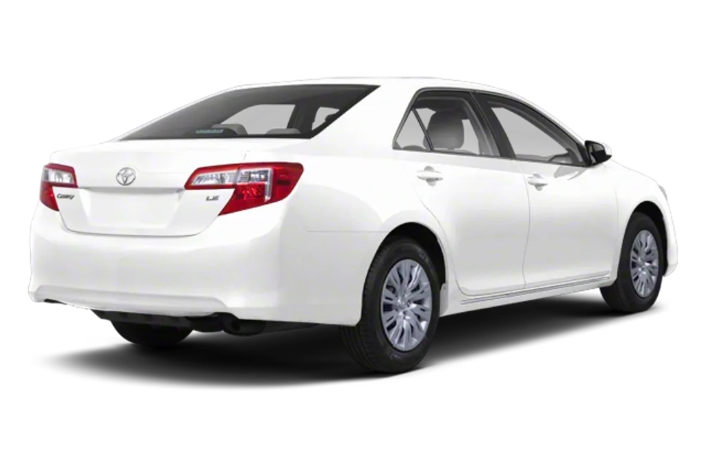 2012 Toyota Camry LE photo 1