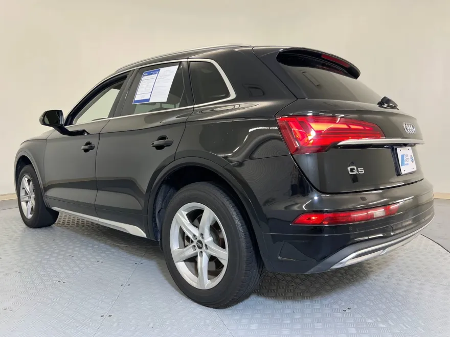 2022 Audi Q5 40 Premium photo 1