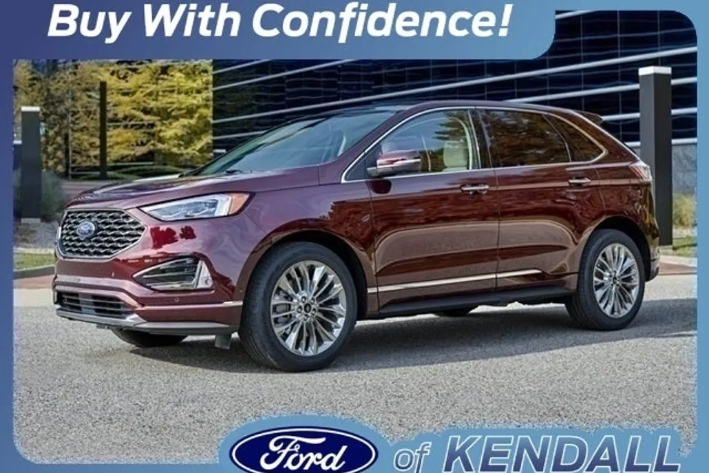 2021 Ford Edge SEL photo 1