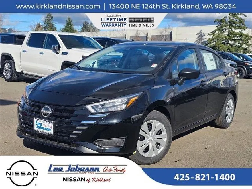 2025 Nissan Versa 1.6 S photo 1