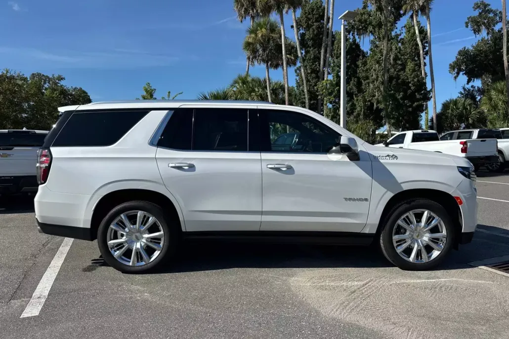 2024 Chevrolet Tahoe High Country photo 1