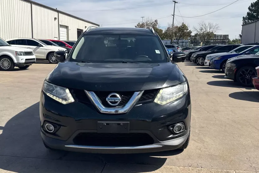 2015 Nissan Rogue SL photo 1