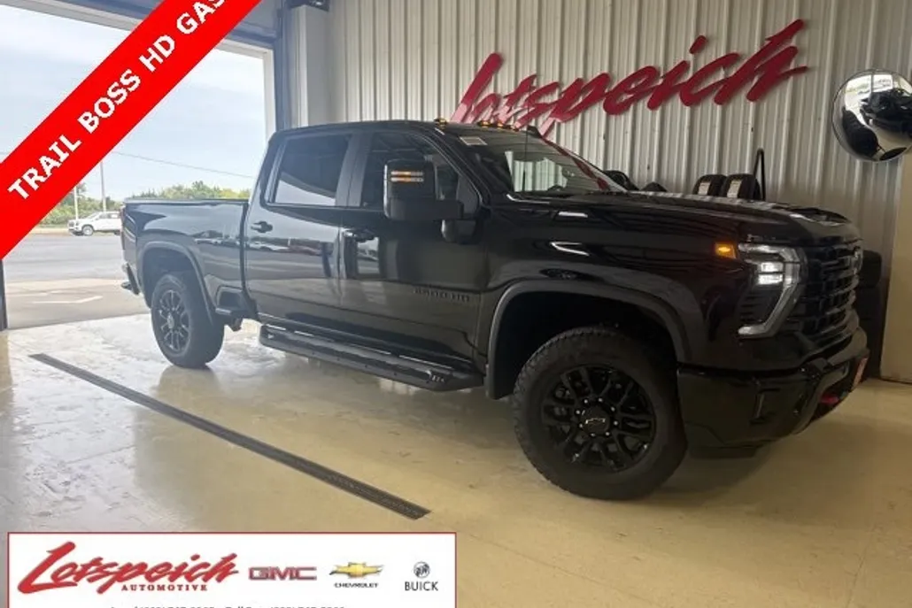 2026 Chevrolet Silverado 2500HD LT photo 1