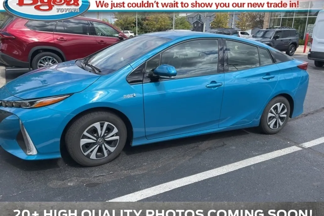 2019 Toyota Prius Prime Premium photo 1
