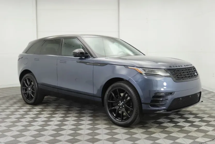 2026 Land Rover Range Rover Velar SE photo 1