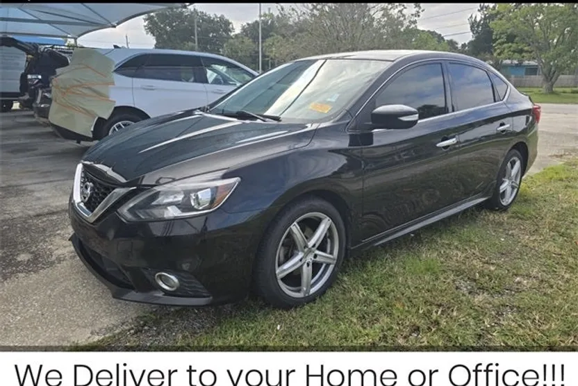 2019 Nissan Sentra SR photo 1