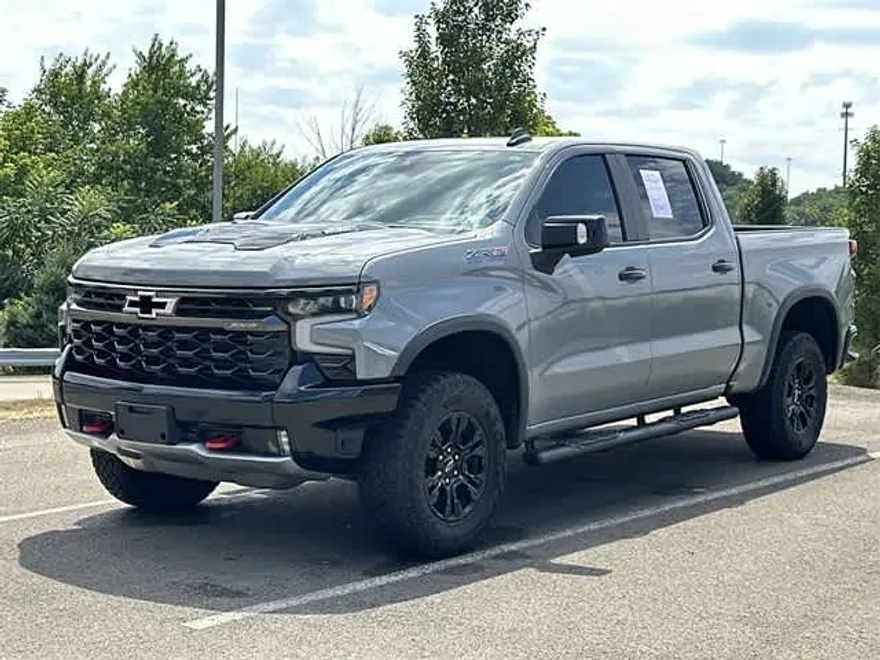 2024 Chevrolet Silverado 1500 ZR2 photo 1