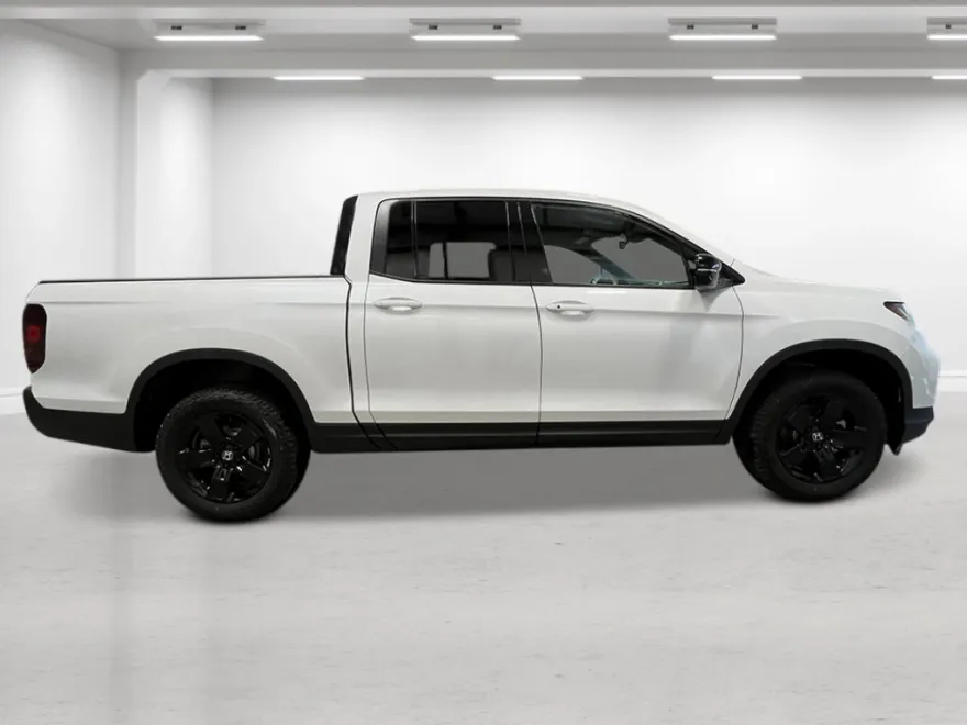 2026 Honda Ridgeline Black Edition photo 1