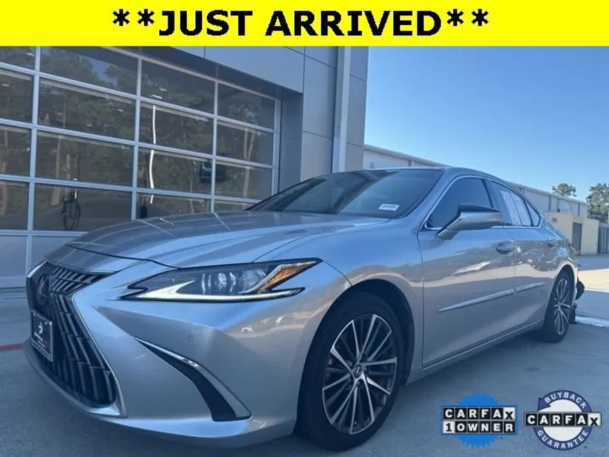2023 Lexus ES 350 Luxury photo 1