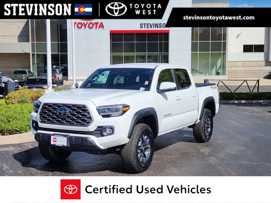 2023 Toyota Tacoma TRD V6 photo 1