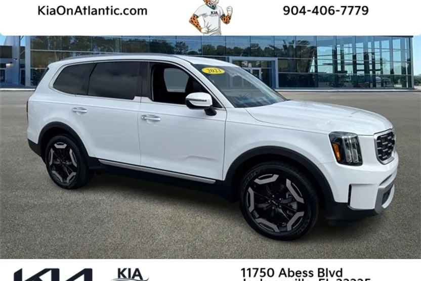 2023 Kia Telluride S photo 1