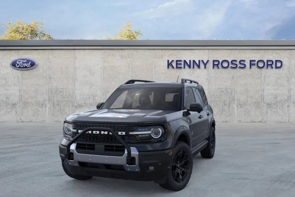 2025 Ford Bronco Sport Outer Banks photo 1