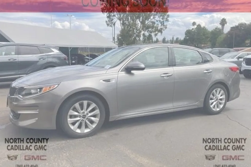 2018 Kia Optima EX photo 1