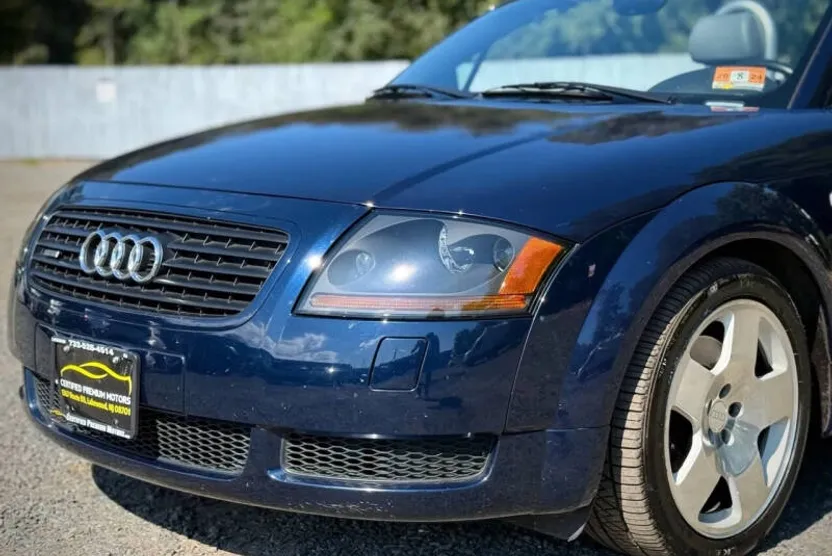 2002 Audi TT Quattro photo 1