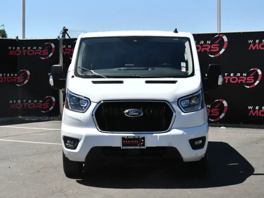 2023 Ford Transit Passenger XLT Van photo 1