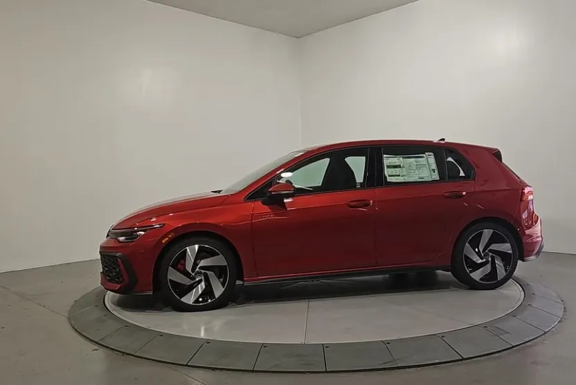 2025 Volkswagen Golf GTI S photo 1