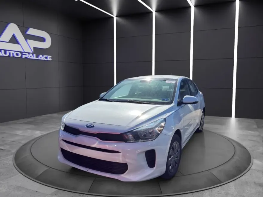 2020 Kia Rio LX S photo 1