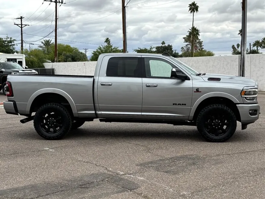 2022 Ram 2500 Laramie photo 1