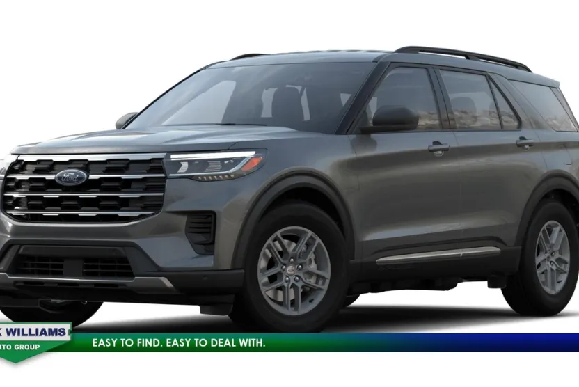 2025 Ford Explorer photo 1