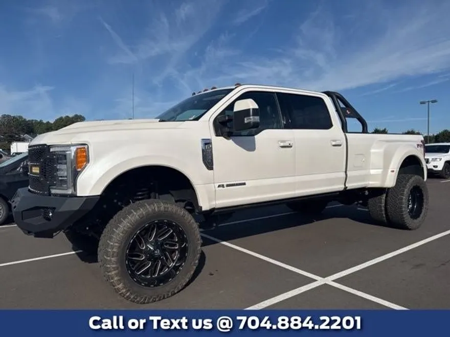 2019 Ford F-350 photo 1