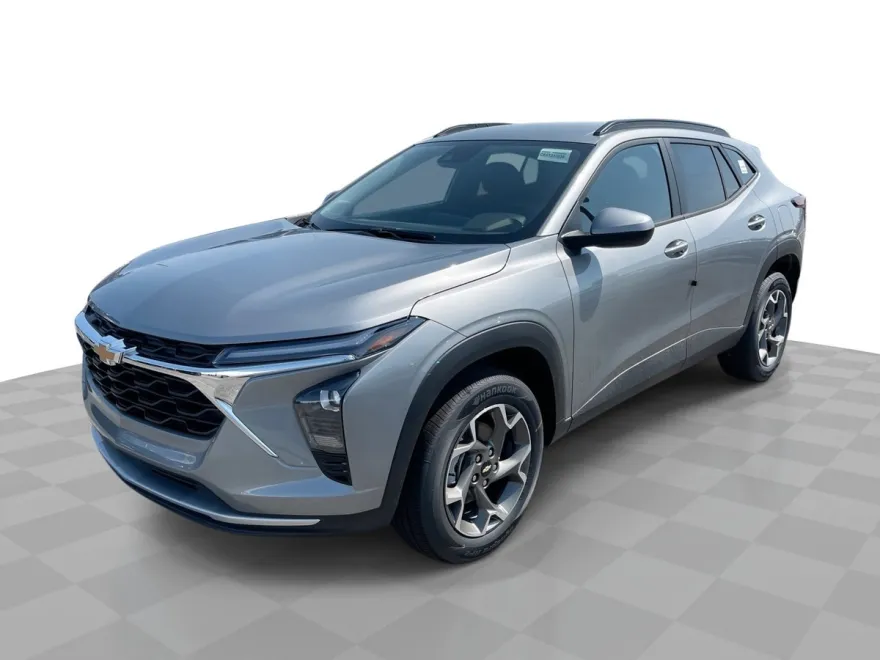 2025 Chevrolet Trax LT photo 1