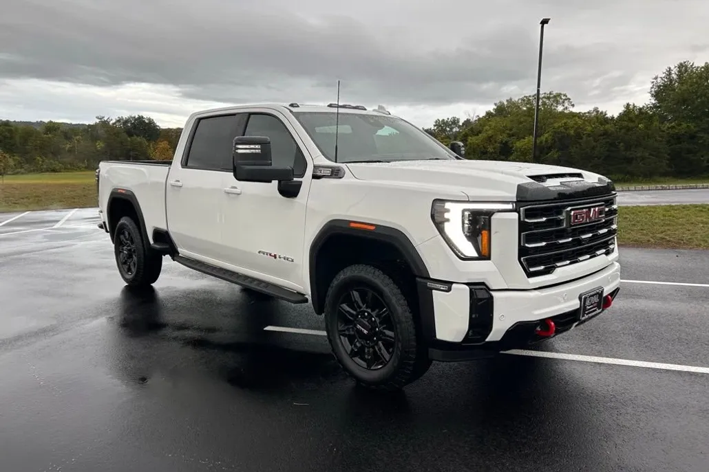 2025 Gmc Sierra 2500 HD AT4 photo 1