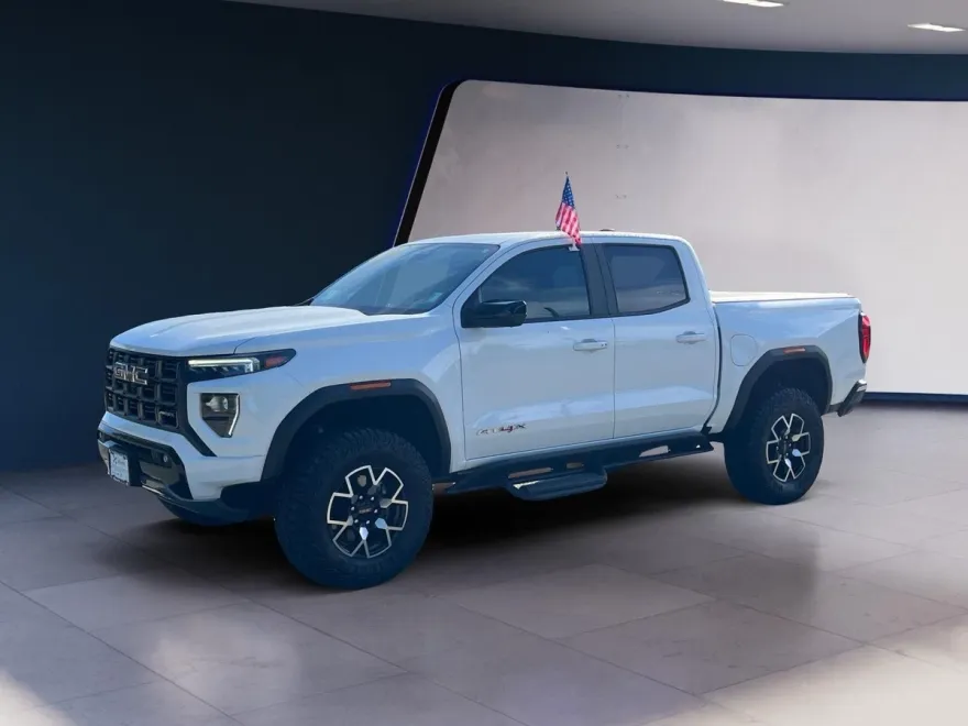 2023 Gmc Canyon AT4X photo 1