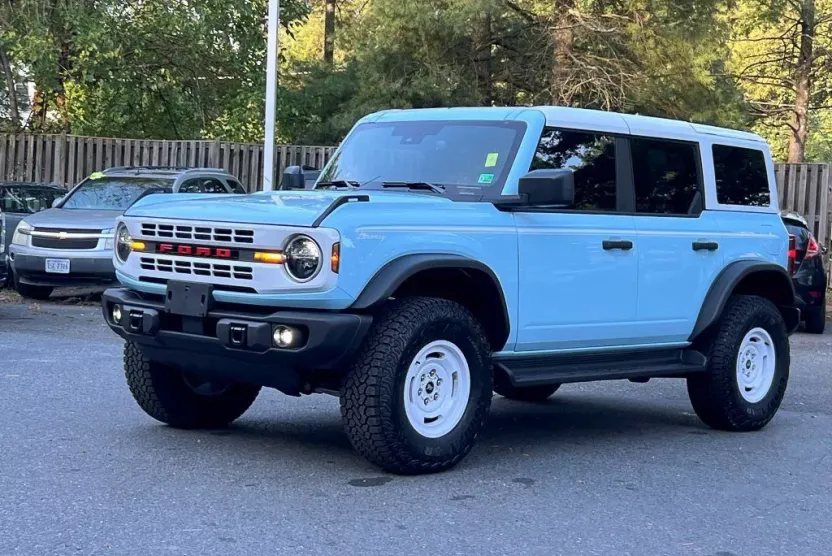 2025 Ford Bronco Heritage First Edition photo 1