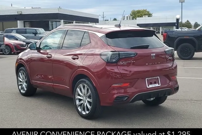 2024 Buick Encore GX Avenir photo 1