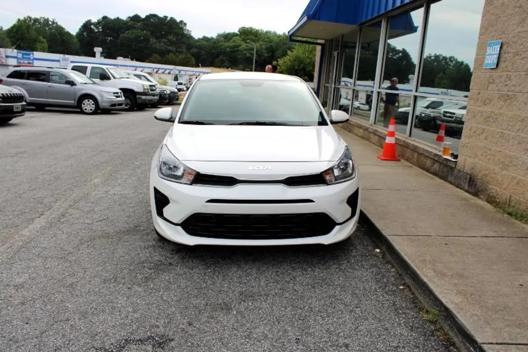 2023 Kia Rio S photo 1