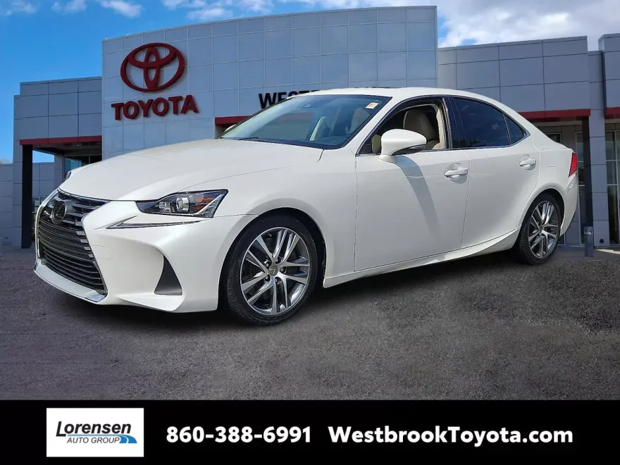 2020 Lexus IS 300 AWD photo 1