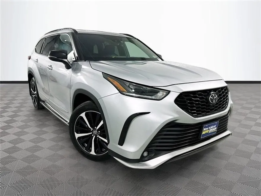 2022 Toyota Highlander XSE photo 1