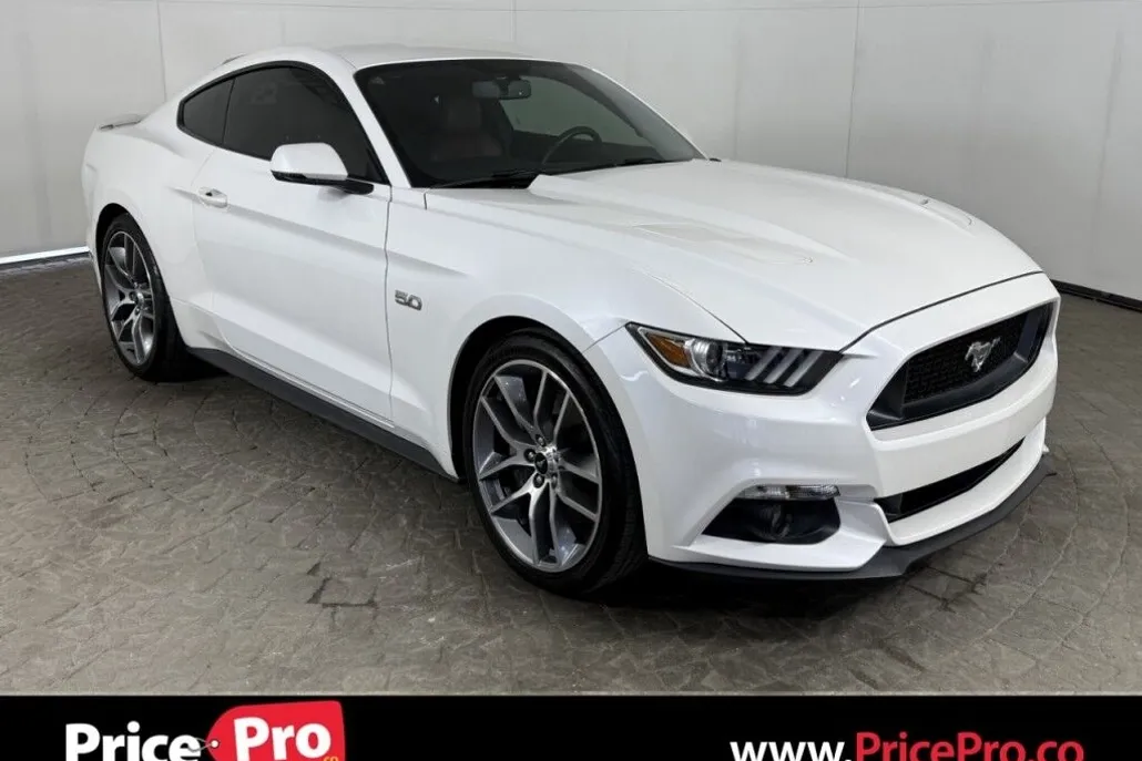 2017 Ford Mustang GT Premium photo 1