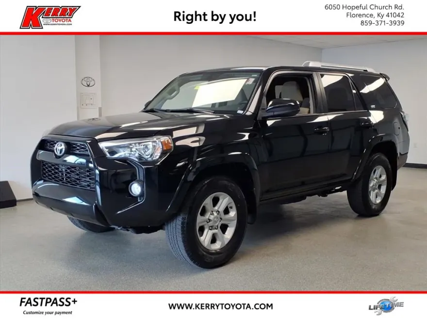 2016 Toyota 4Runner SR5 photo 1