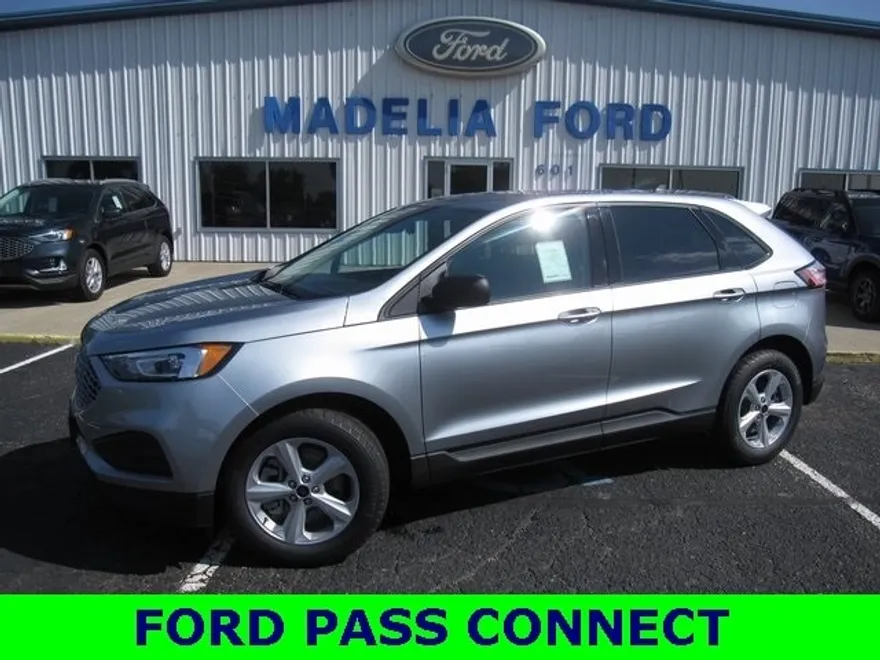 2024 Ford Edge SE photo 1