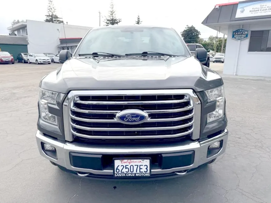2015 Ford F-150 XLT photo 1
