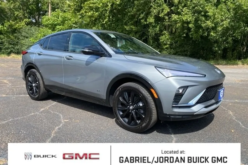 2025 Buick Envista ST photo 1