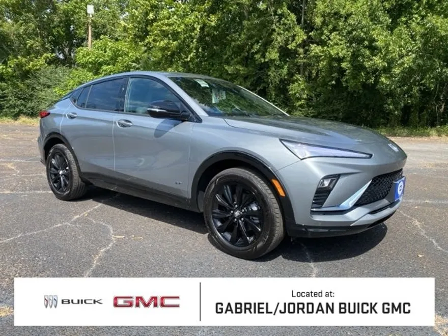 2025 Buick Envista ST photo 1