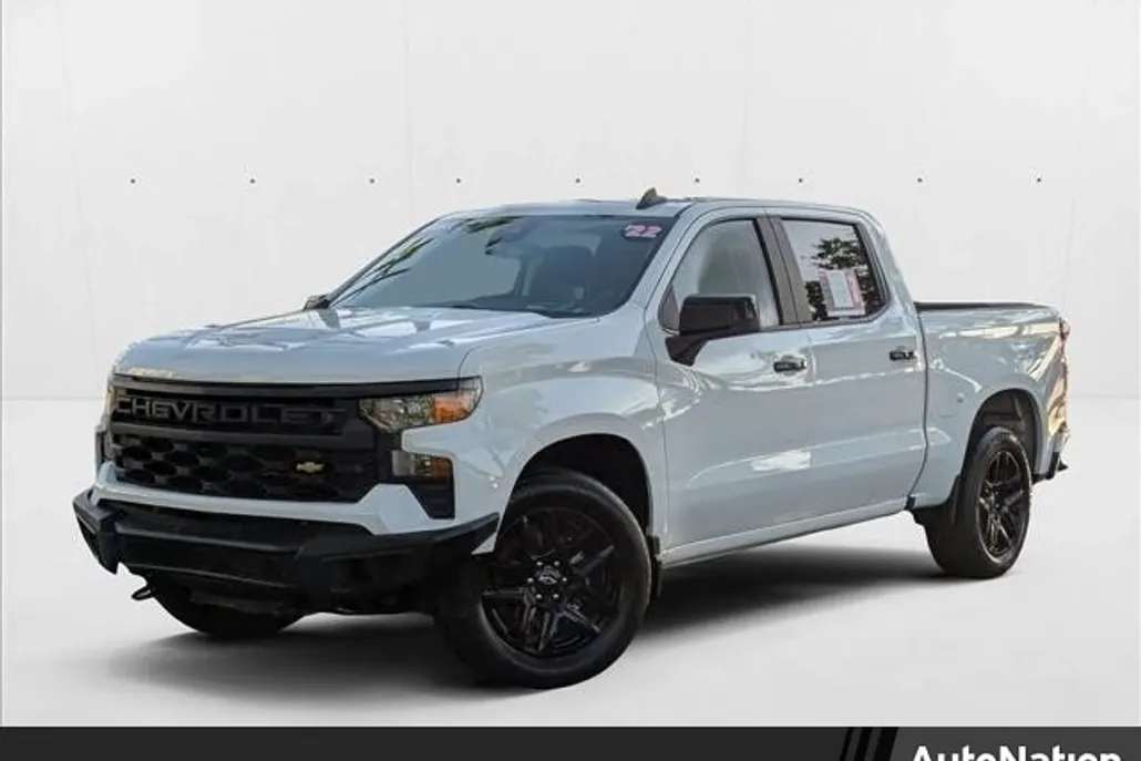2022 Chevrolet Silverado 1500 Custom photo 1
