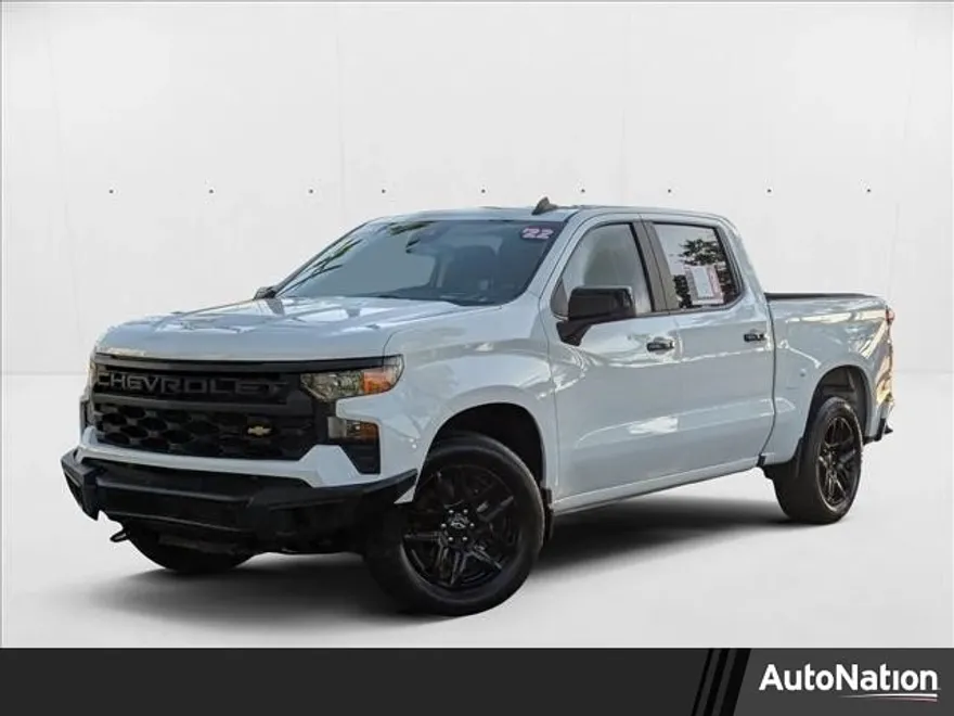 2022 Chevrolet Silverado 1500 Custom photo 1