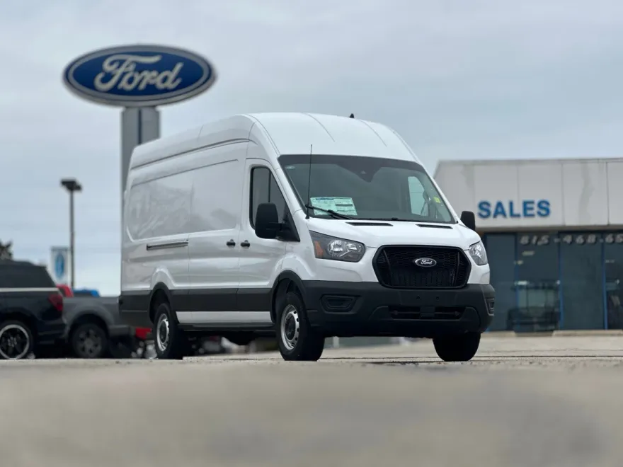 2025 Ford Transit photo 1