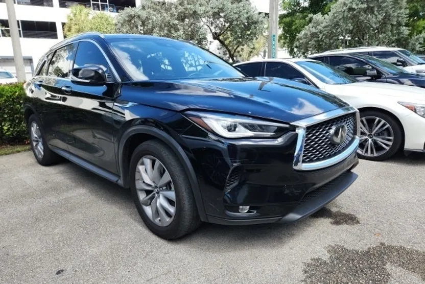 2022 Infiniti QX50 Luxe photo 1