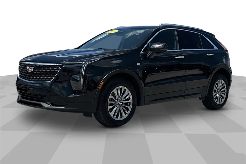 2025 Cadillac XT4 Premium Luxury photo 1