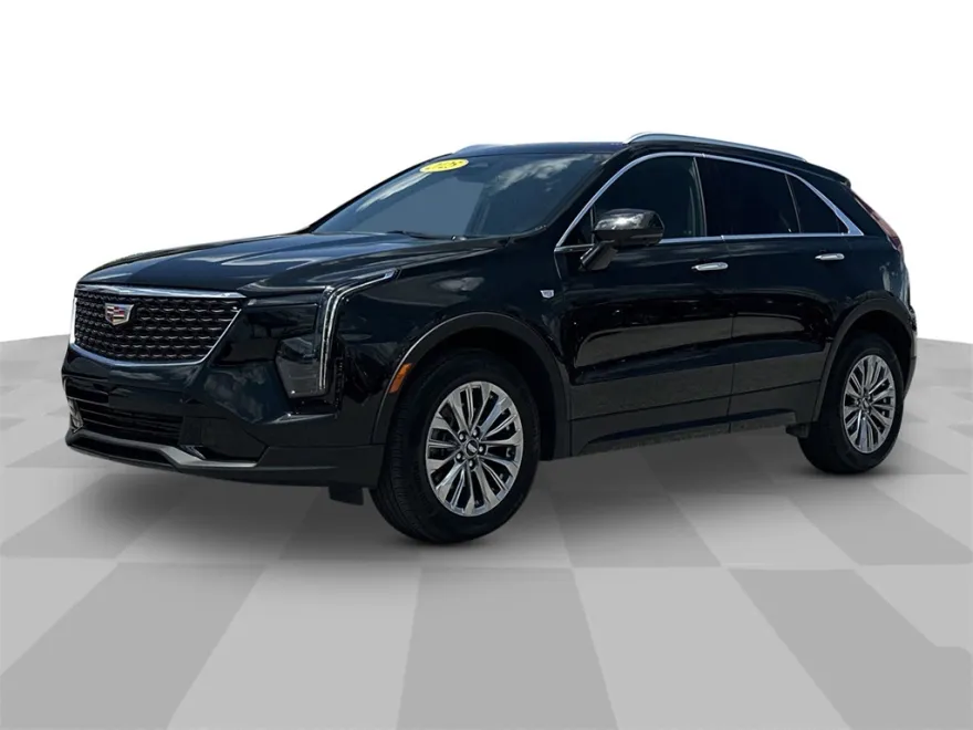 2025 Cadillac XT4 Premium Luxury photo 1