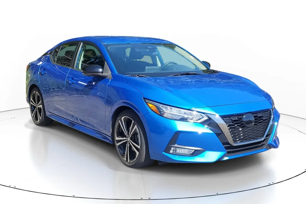 2022 Nissan Sentra SR photo 1