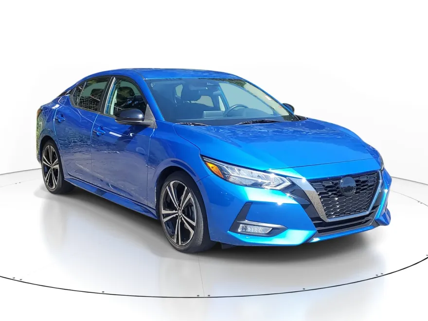 2022 Nissan Sentra SR photo 1